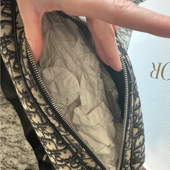 Dior diaper bag - Picture 2 of 4